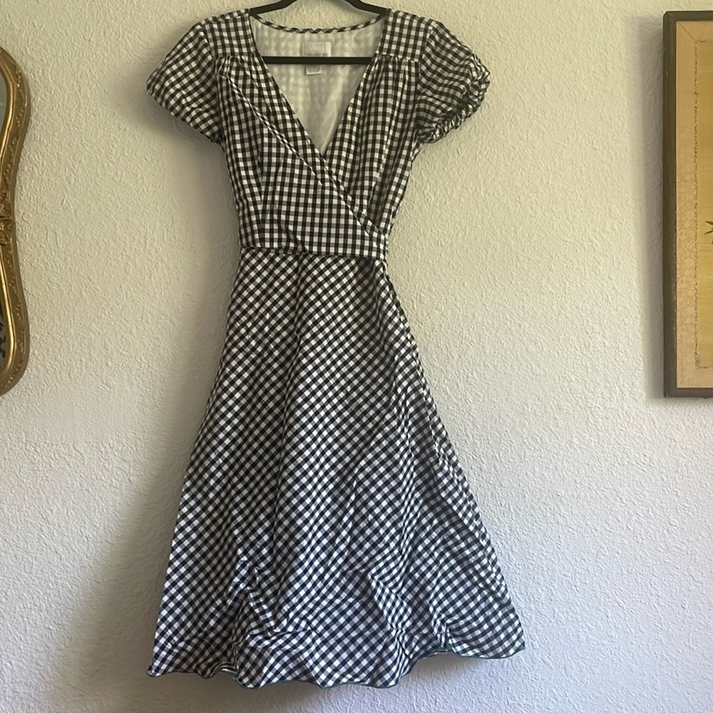 Vintage gingham tie dress